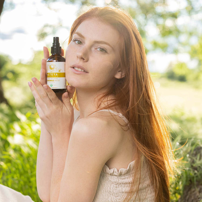 Alteya Organics Organic Bulgarian Chamomile Water 240 ml - Amber Glass Spray Bottle